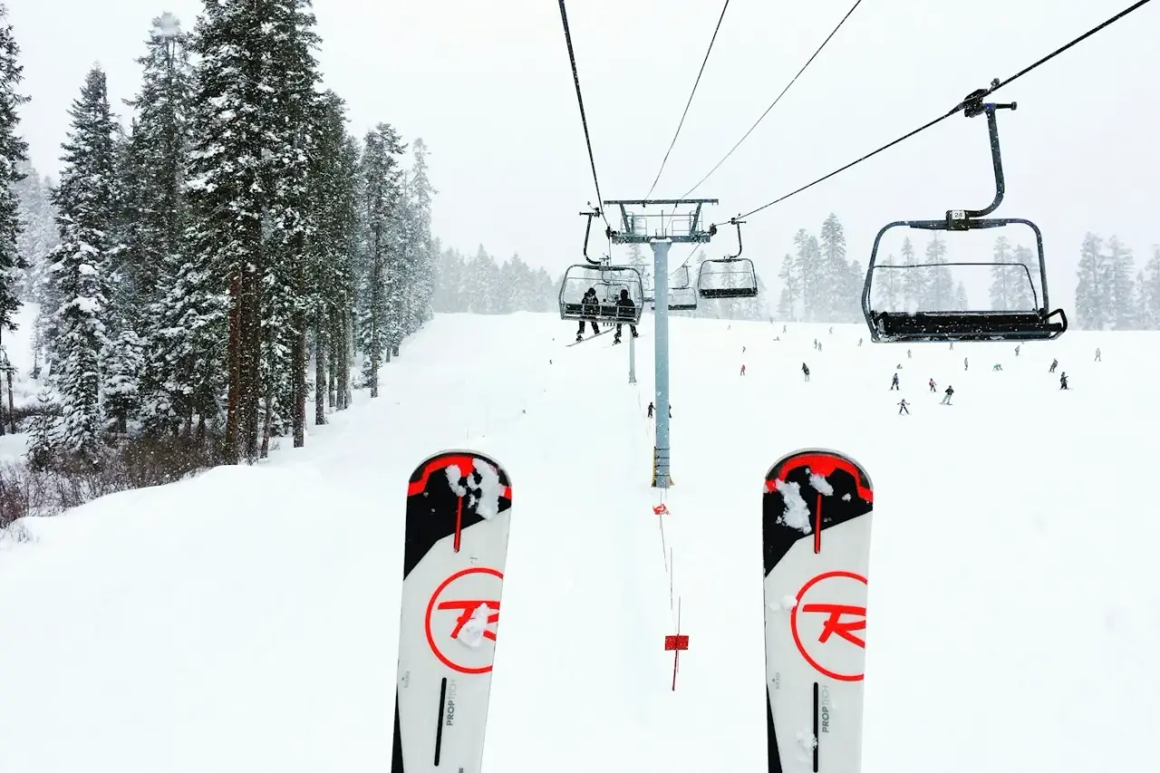 Tree-lined runs below the ridgelines stay sheltered on windy Sierra days.